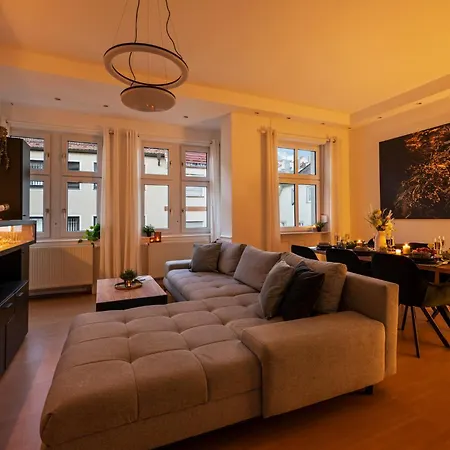 Blassdoerfer - Modernes In Bester Lage Und 93 Qm2 Apartment