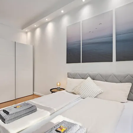 Blassdoerfer - Modernes In Bester Lage Und 93 Qm2 Apartment *